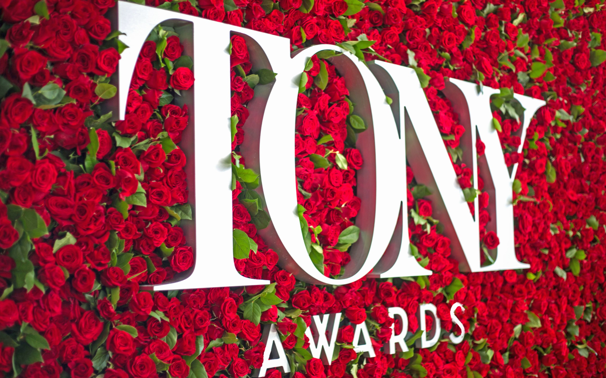 _awards/tonys2016_1.jpg